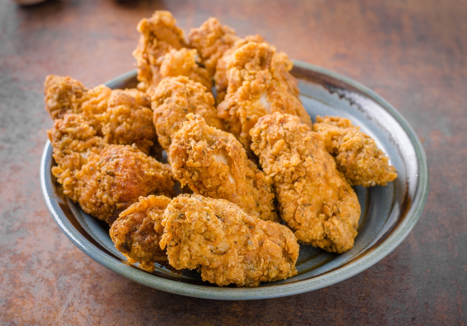 Alette di pollo fritte